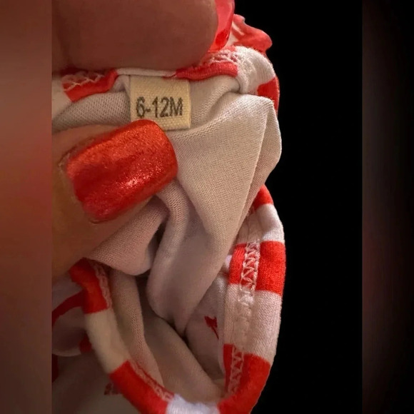 Marie Nicole Red Truck Christmas Romper. Size 6-12m - Picture 4 of 5